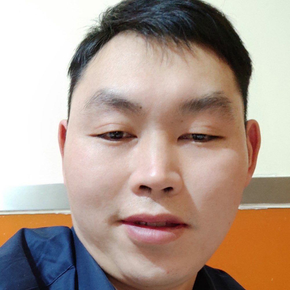 漠然有中心的照片