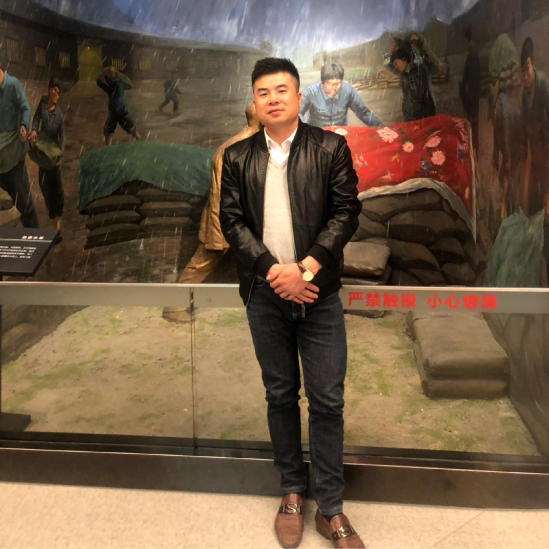 小蚂蚁俊逸的照片