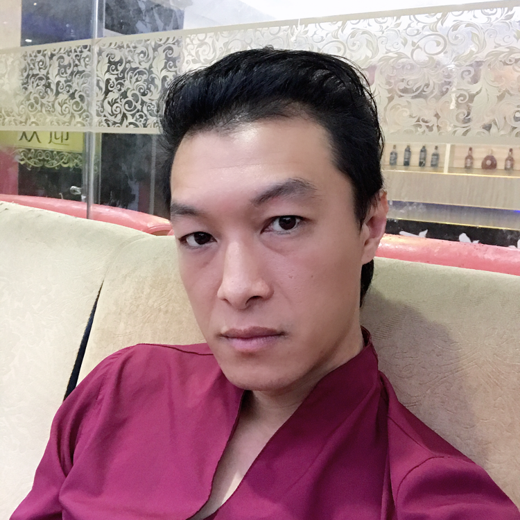 癫之夜魂的照片