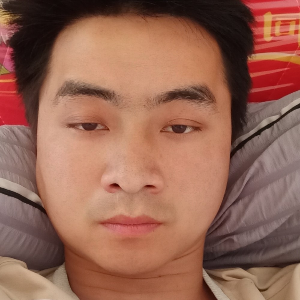 模糊不清的照片