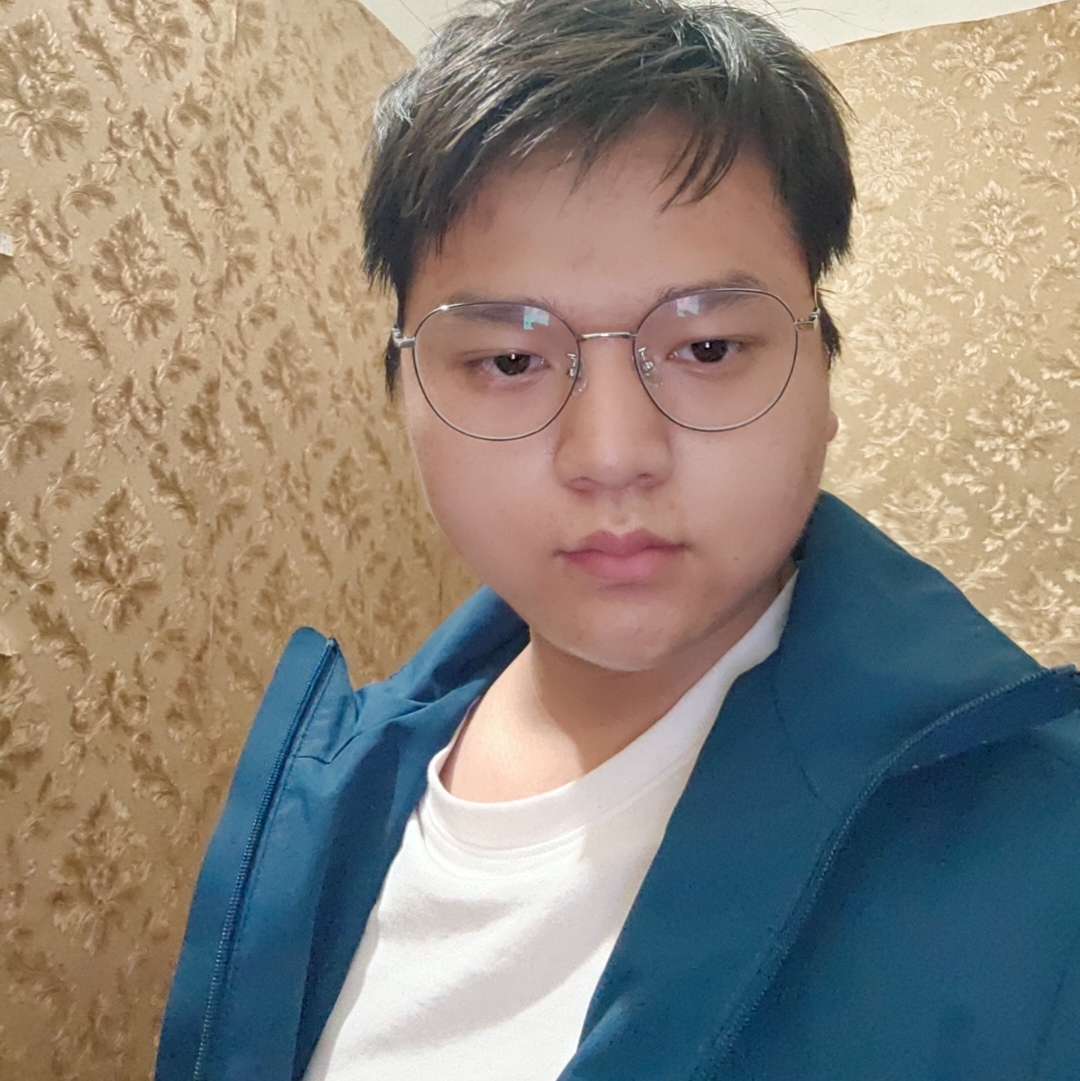 明爻的照片