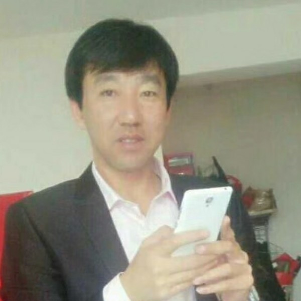 背后迎微凉的照片