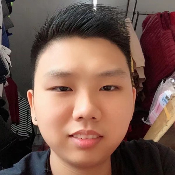 韶华爱典雅的照片
