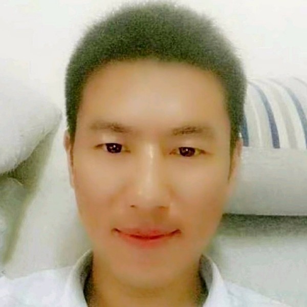 大方等待缥缈的照片