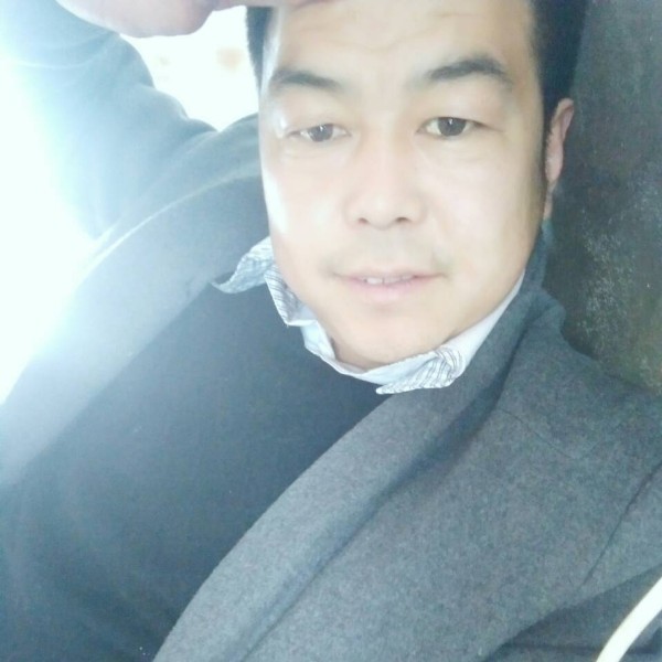 年轻钻石的照片