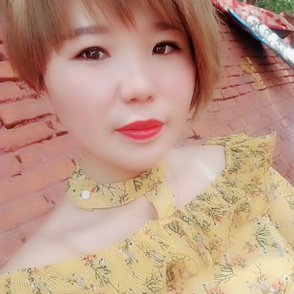 于婷婷的照片
