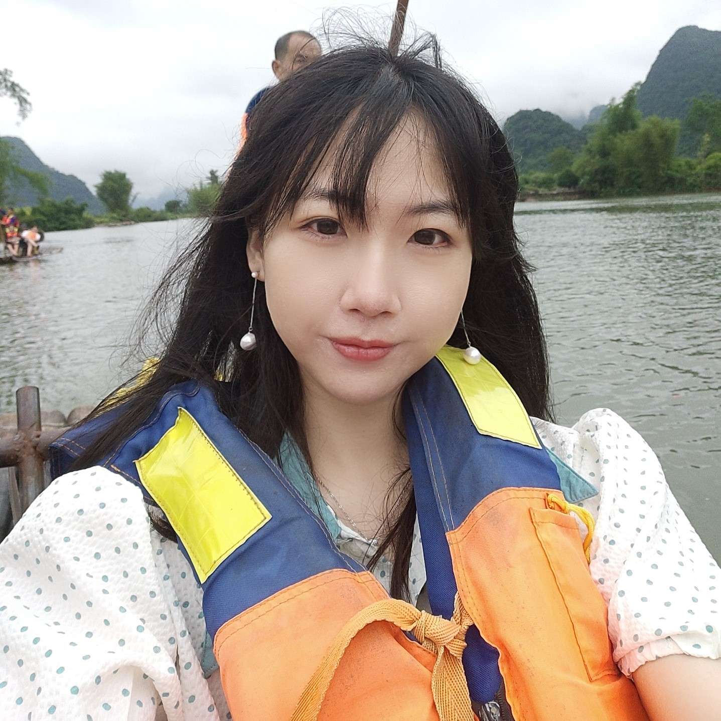南音少女的照片