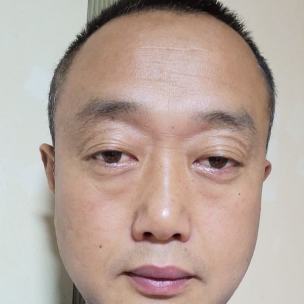 玉树成峰的照片