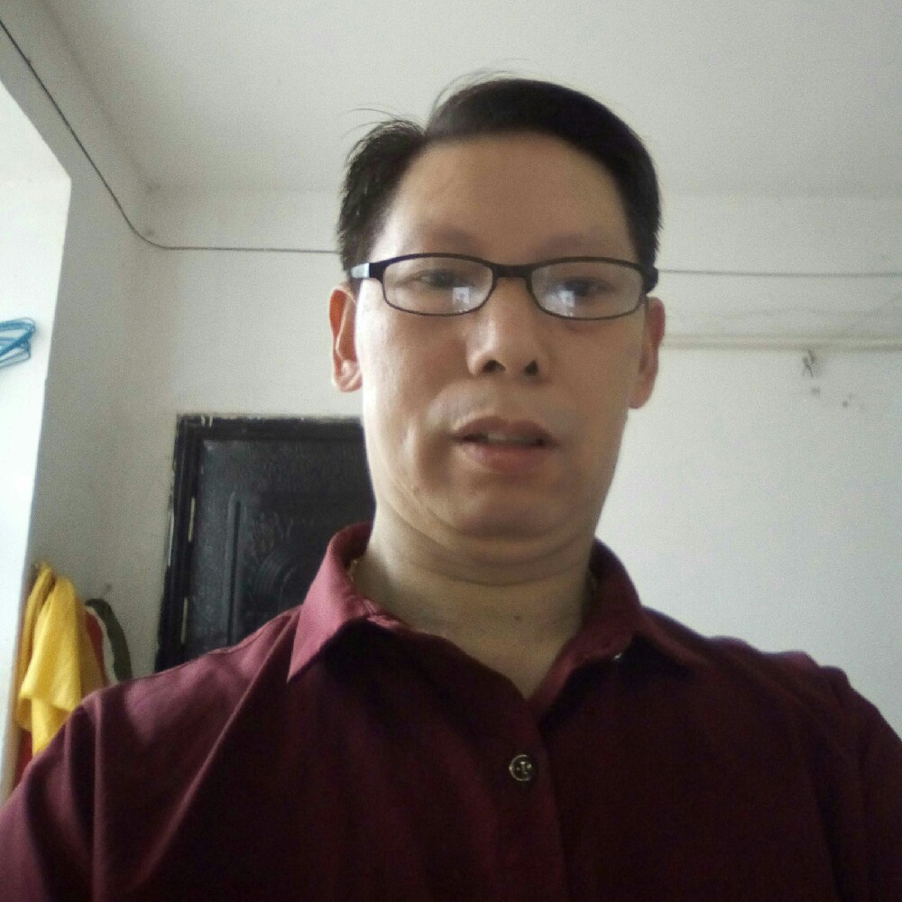 淡定凝眸铃铛的照片