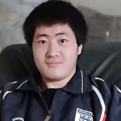 龙世木公男的照片