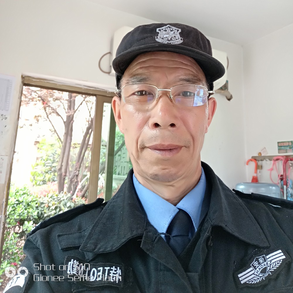 贤惠扯野狼的照片