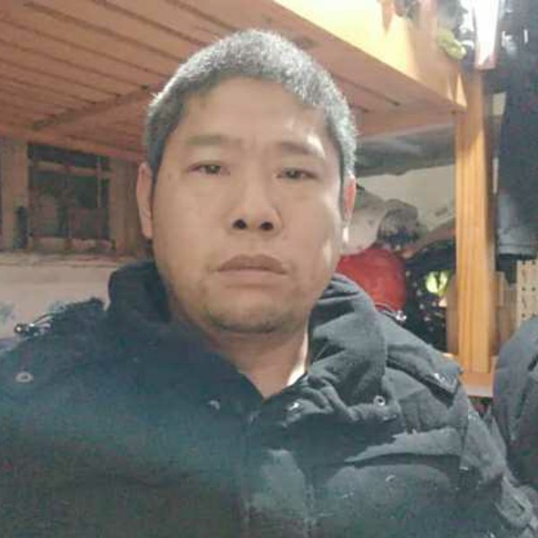 魔镜泪了老迟到的照片