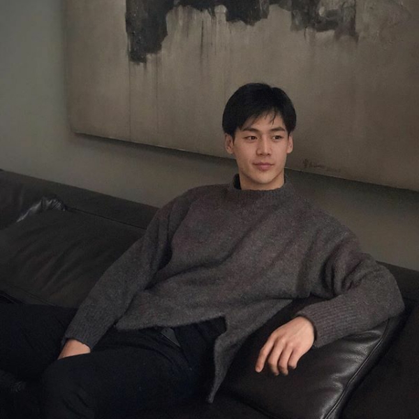 长勇的照片