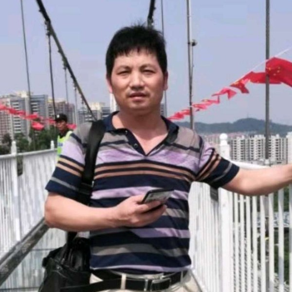 漂亮愿半夏的照片