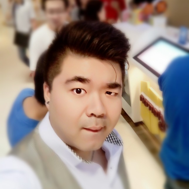 中正的拥抱的照片