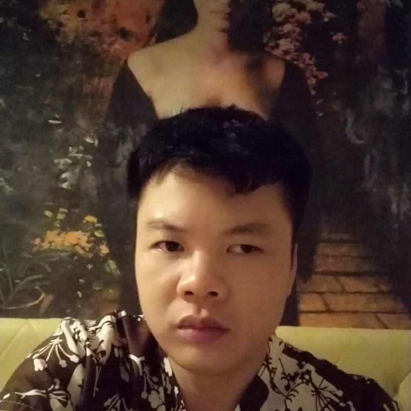 苦逼一枚的照片