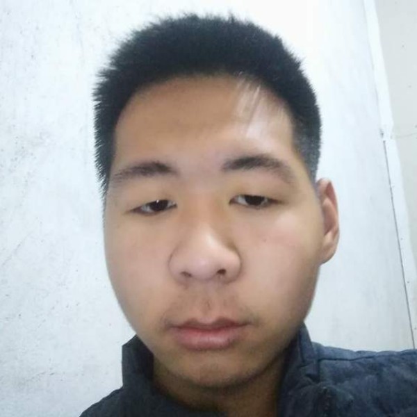 玉芝勤的照片