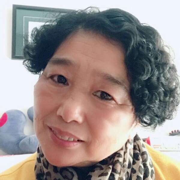 在旅途路上的照片