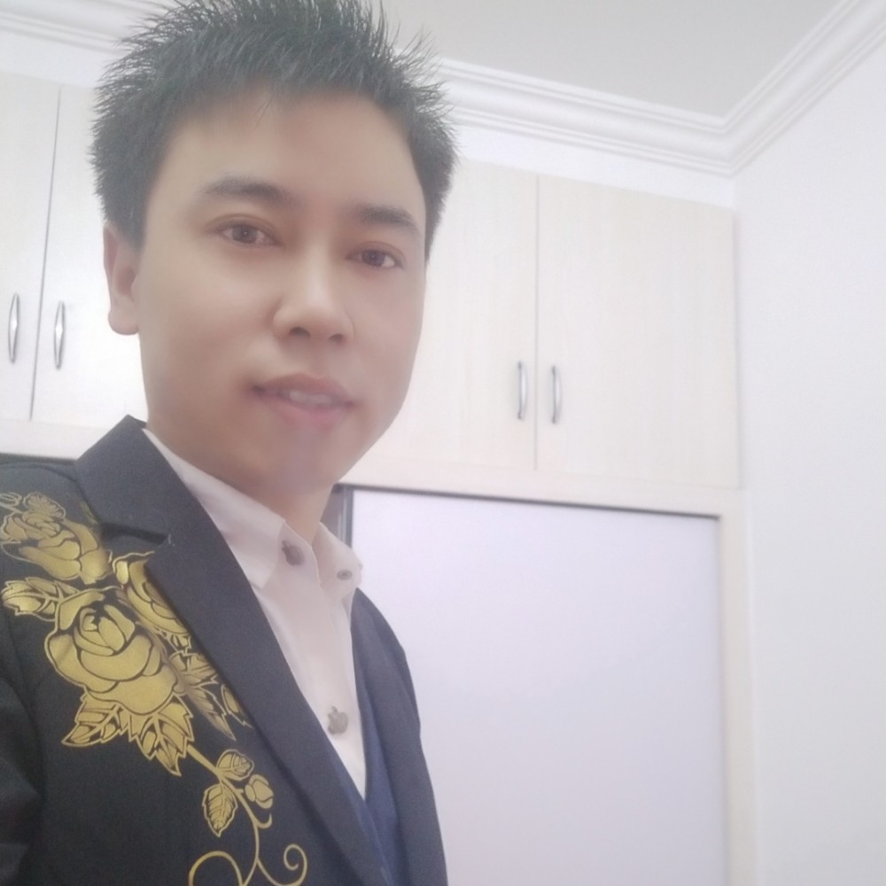 陌殇深拥大意的照片