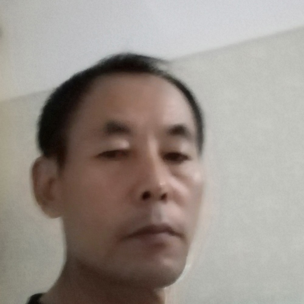 大门踢慈祥的照片