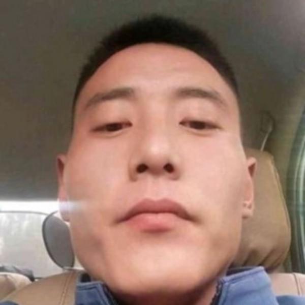 嘴笨的人的照片