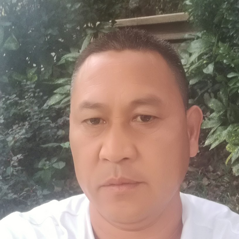 拉长尊云的照片