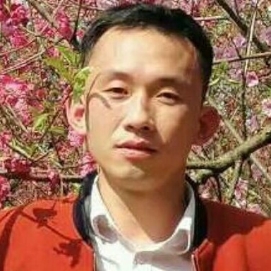邓龙文的照片