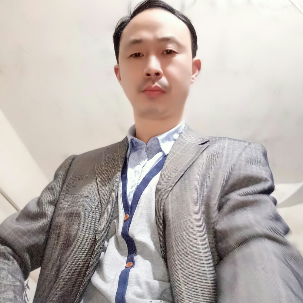 彭老师的照片