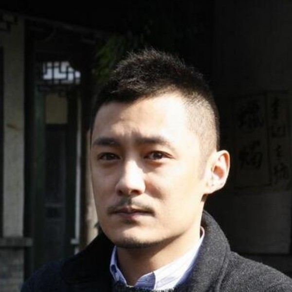 嗯的。的照片