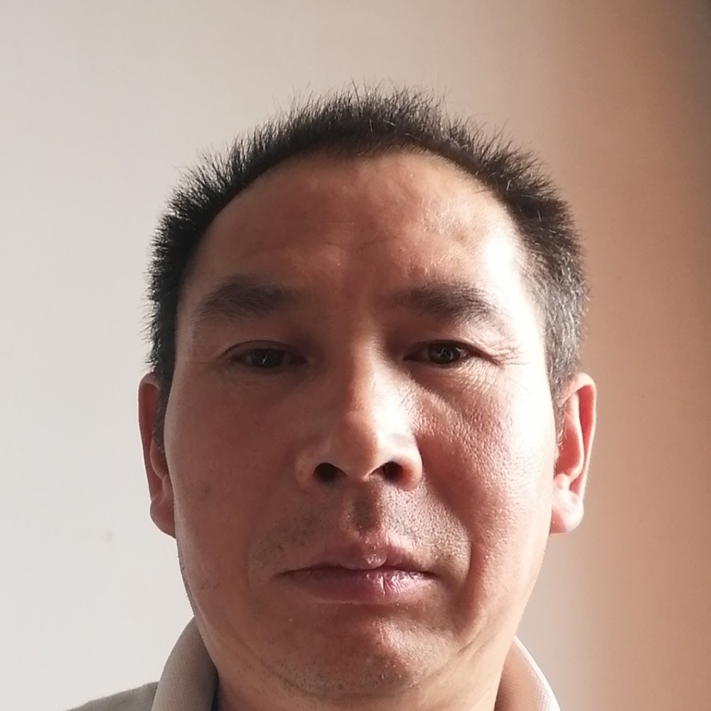 落后迎日记本的照片
