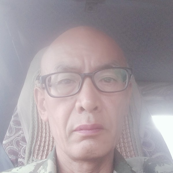依然潇洒。的照片