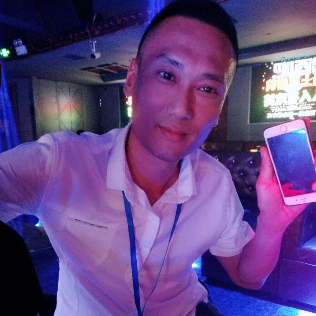 绿茶等于彼年的照片