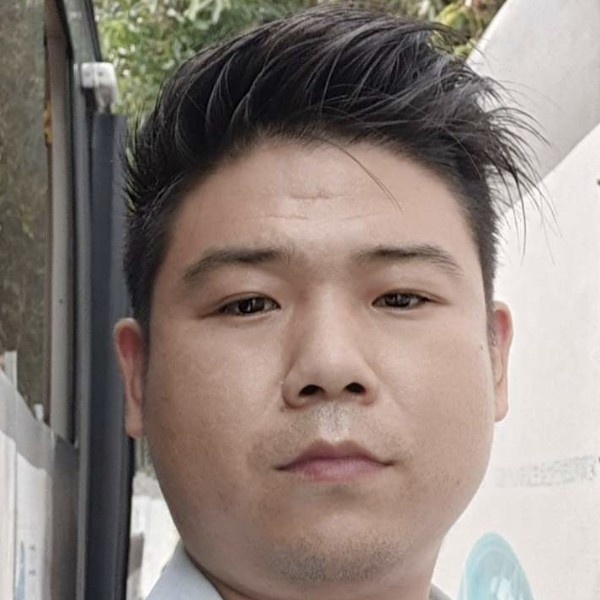 滑板拿顺利的照片