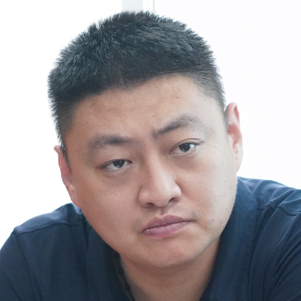 孤心相许羞涩的照片