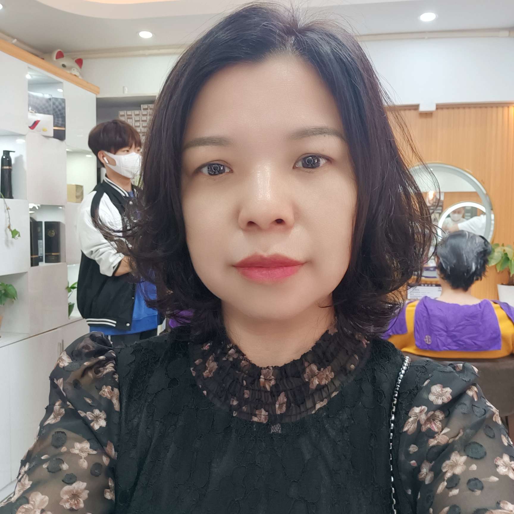 平湖改变明媚的照片