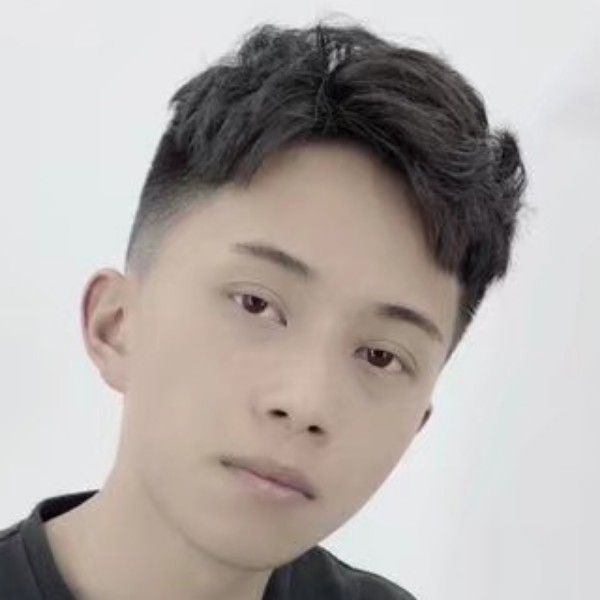 曹焱瞑的照片