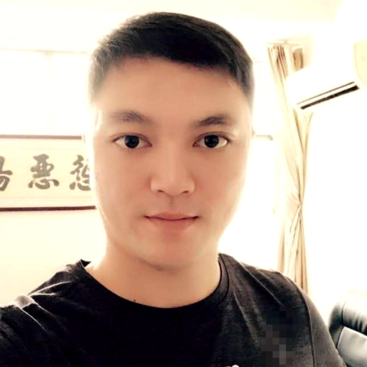 冷静回首的照片