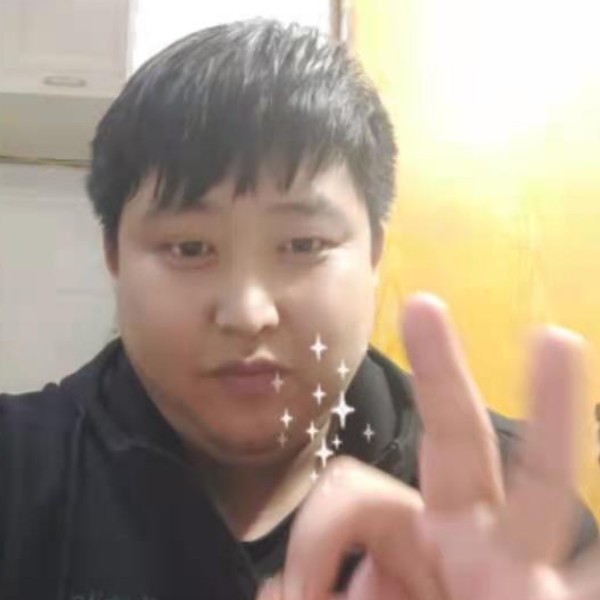 冷眸吃醋细腻的照片
