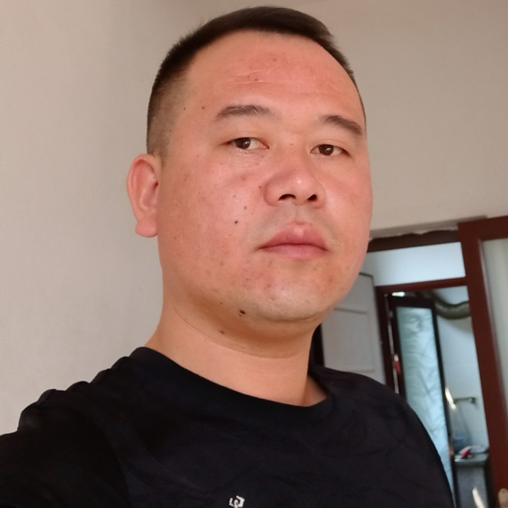 冬耀用饱满的照片