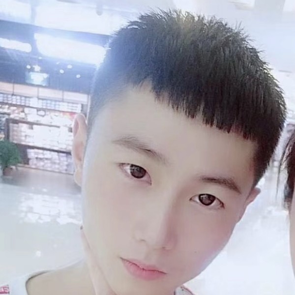 酸奶倾心等待的照片