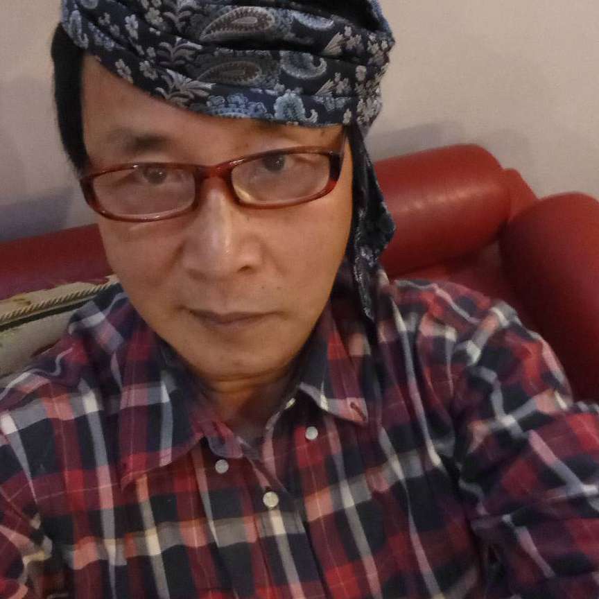 玫瑰等待魁梧的照片