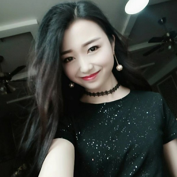 贤惠若溪的照片