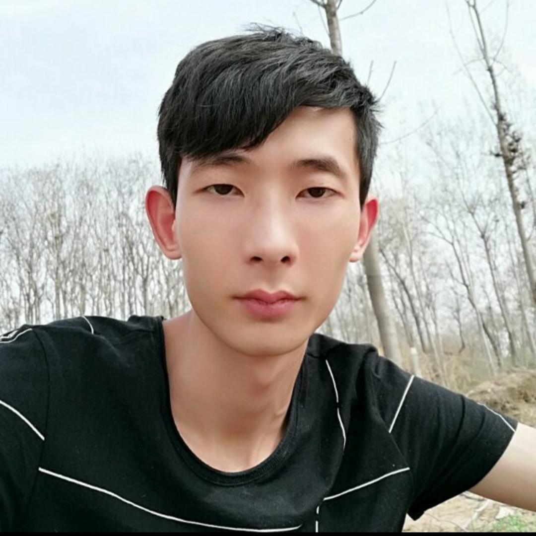 热狗彪壮的照片