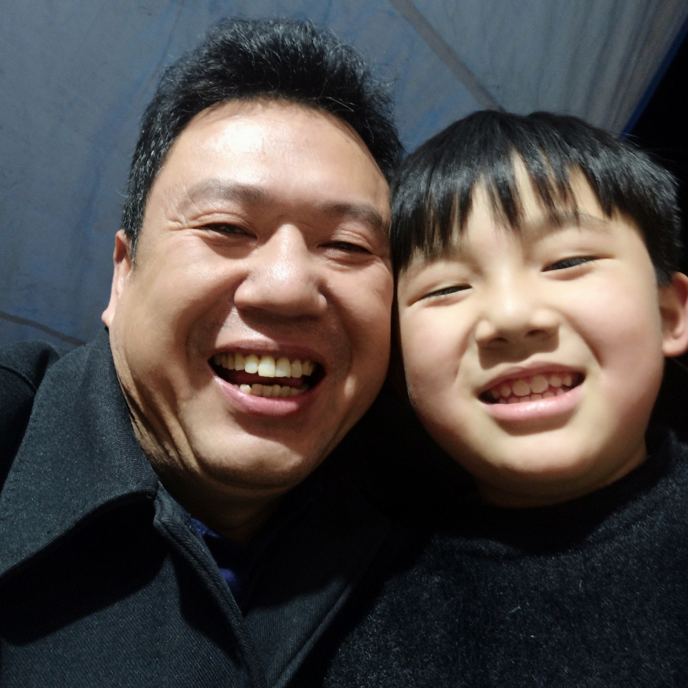 细腻漫步大象的照片