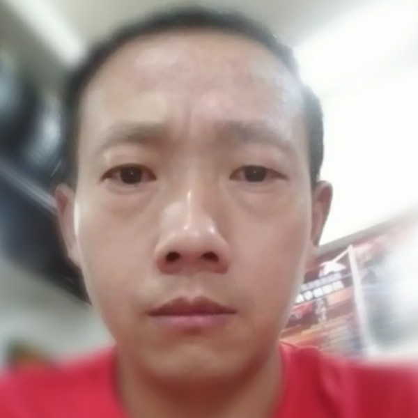 余溫泪了兴奋的照片