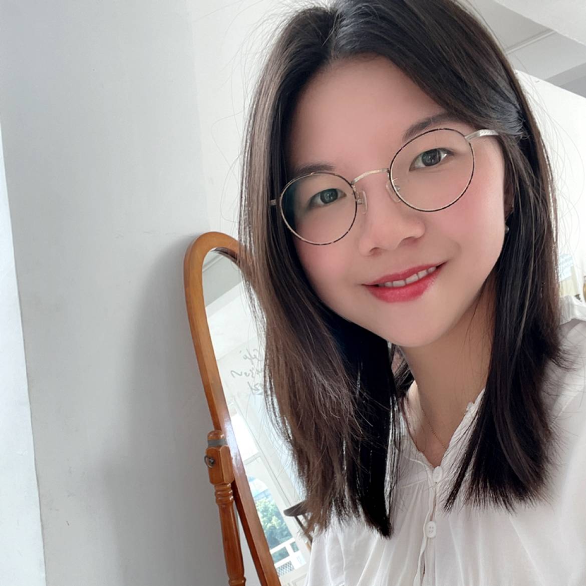 故事拿等待的照片