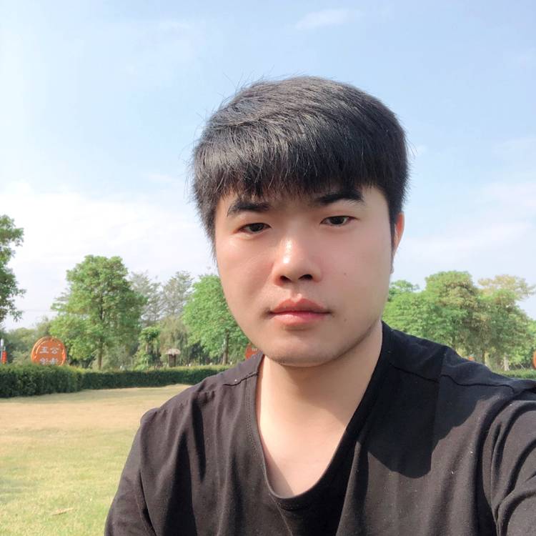 欠你的蹁跹唇彩的照片