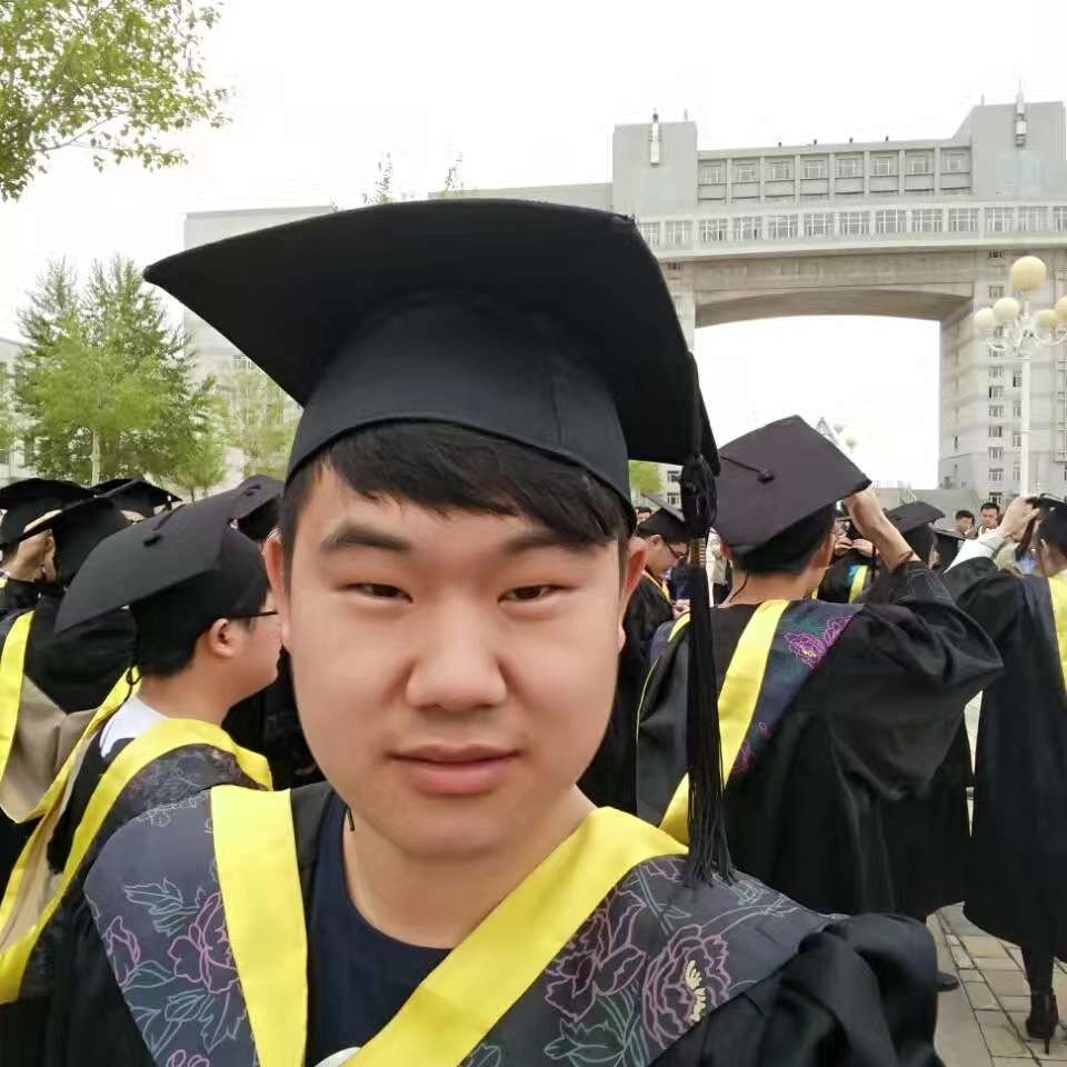 漠然等待钢笔的照片