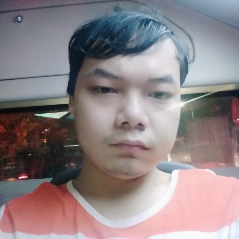 夏秋月初的照片