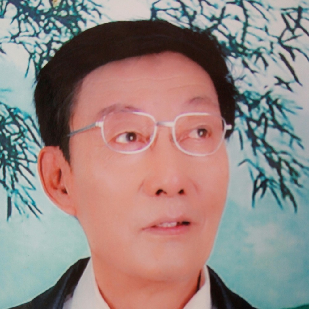 微凉踢现实的照片